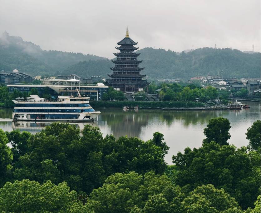 庐山景区有哪些景点(庐山主要景点有哪些)